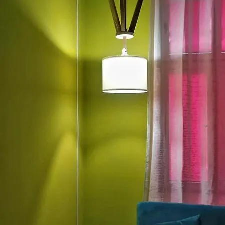J2 Apartment *