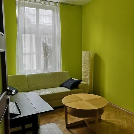 Apartment J2